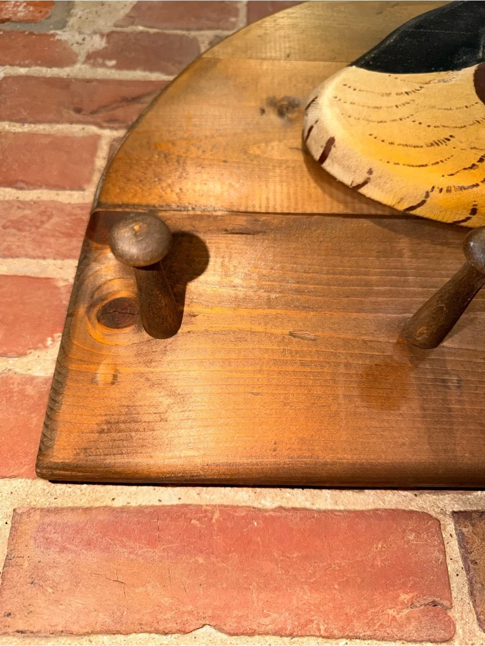 Rustic Wild Duck / Goose Wall Hook Hanging Rack in Brown and Yellow